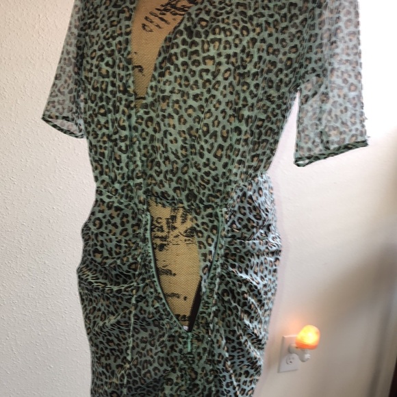 EYWASOULS GREEN 100% ‘CHIFFON’ LEOPARD PRINT - Picture 6 of 16